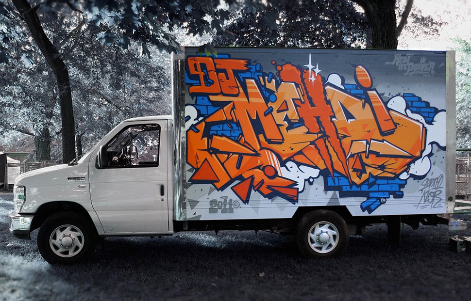 123klan-scien-Klor-Dj-Mehdi-street-art-truck-graffiti-wall-camion-painting-art-urbain-web