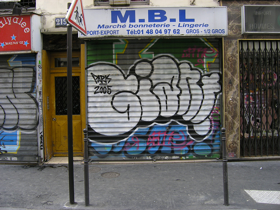 Mike-Giant-graffiti-tattoo-illustration-street-art-urbain-Paris-2007-web