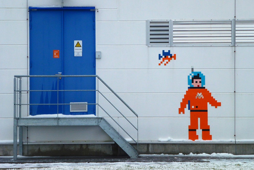 invader_redu_cologne_espace_space_two_Art4space_Agence_Spatiale_Europeenne_Station_spatiale_internationale_mosaique_street_art_14