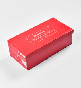 invader-franck-slama-01-point-sneakers-red-invasion-box-2007-edition-1500-2