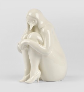 parra-case-studyo-cold-white-porcelain-sculpture-5