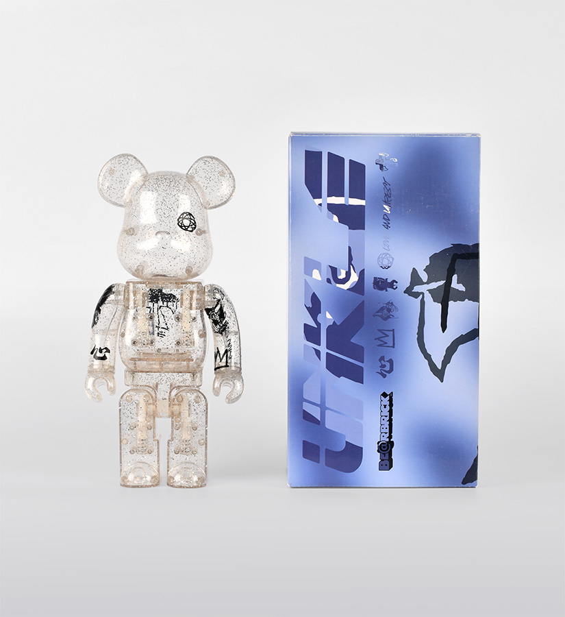 【2024大得価】BE＠RBRICK UNKLE FUTURA ベアブリック アンクル フューチュラ 1000% フィギュア キューブリック、ベアブリック