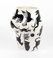 Parra-vaso-di-culo-MURAL-CASE-STUDYO-porcelain-vase-Belgium-sculpture-4