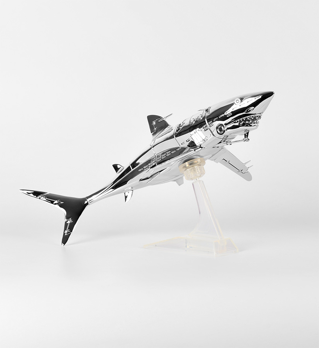 Sorayama Shark 1/10 scale (Silver)
